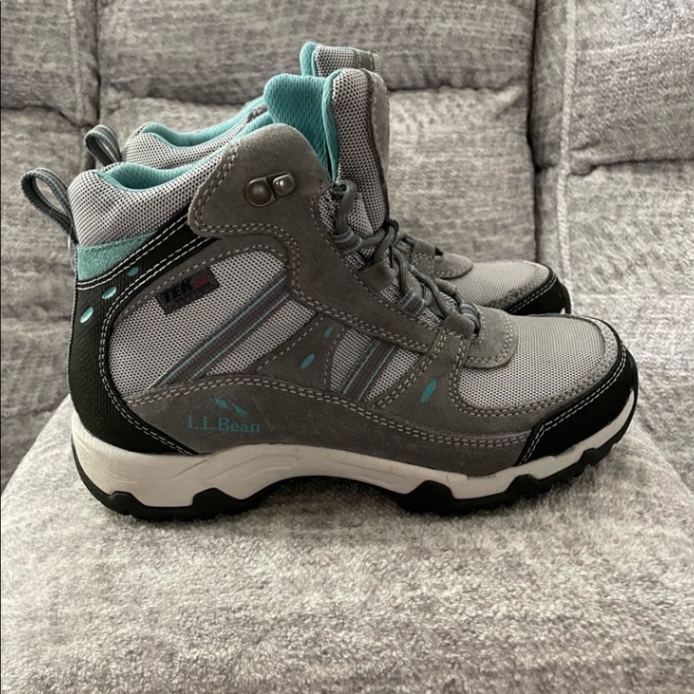 LL Bean Trail Model 4 Waterproof Hiking Boots for Woman, Size 7 M.